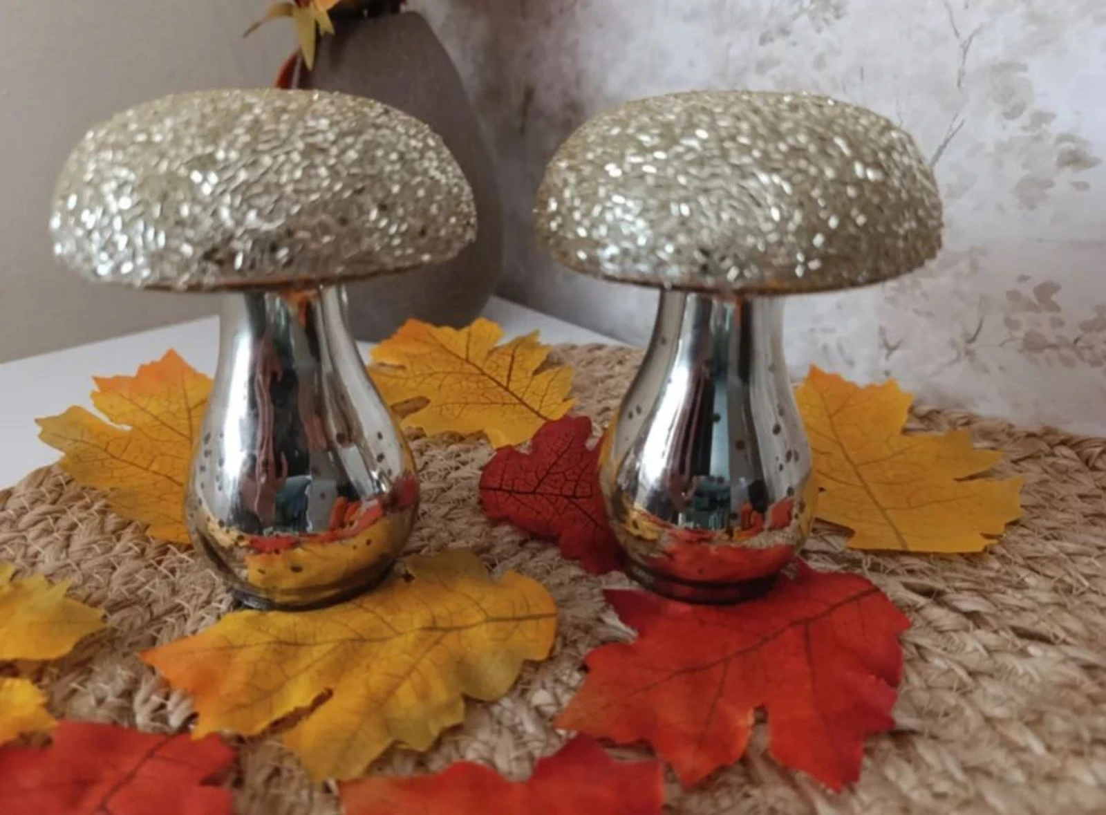 2 chapeaux dorés – photo 4
